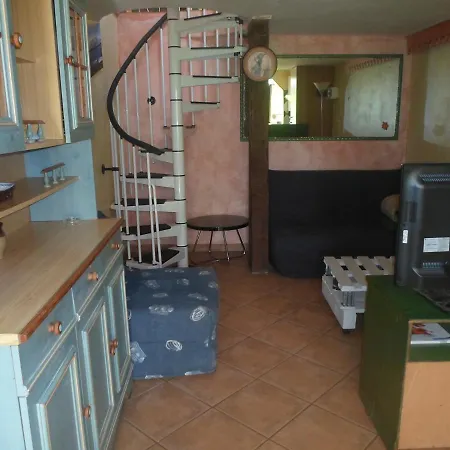 Apartmán Coquet F2 Avec Petite Terrasse *