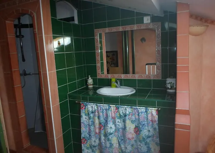 Coquet F2 Avec Petite Terrasse Apartamento *